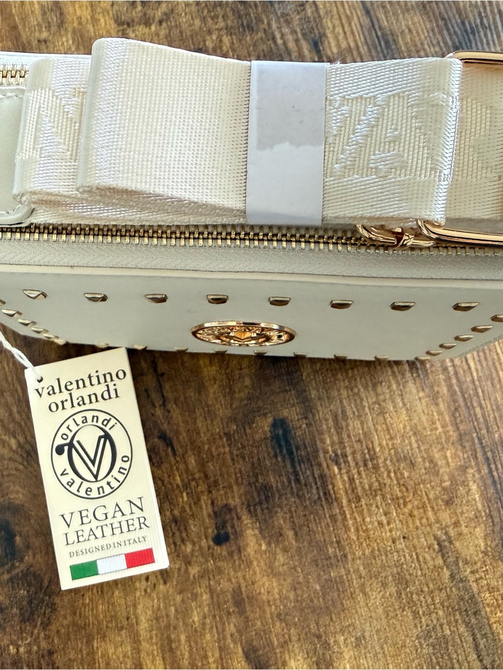 Valentino Orlandi Cream Vegan Leather Crossbody Bag with Gold Studs NWT - Picture 8 of 8